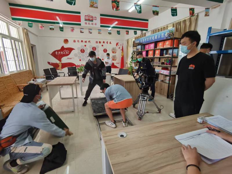 一支视频激活品牌生命力｜察隅县产品视频拍摄公司的创意魔法秀